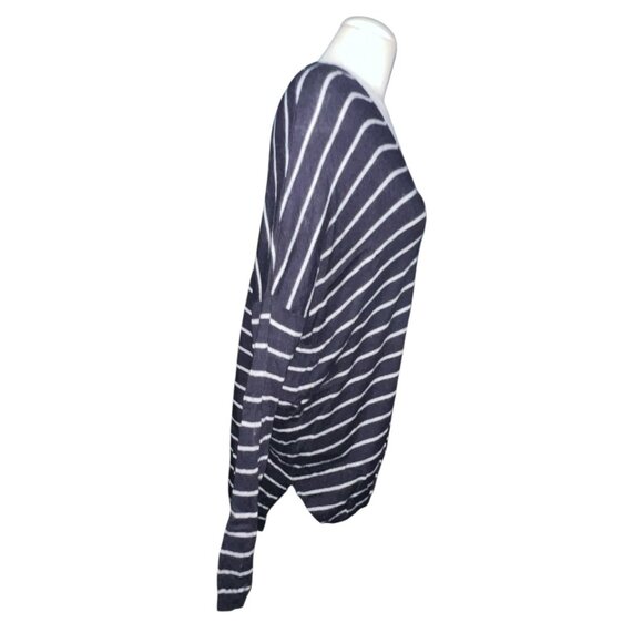 Ann Taylor Black & White Striped V-Neck Soft Oversized Wool Blend Sweater Size M - Picture 5 of 11